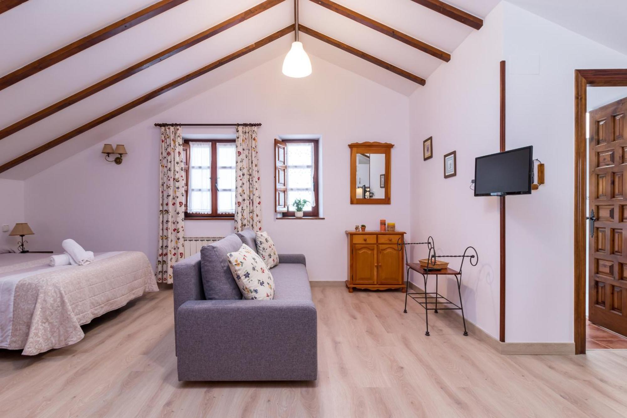 Apartamentos & Bungalows Ubiarco El Acebo By Urbanhosting المظهر الخارجي الصورة