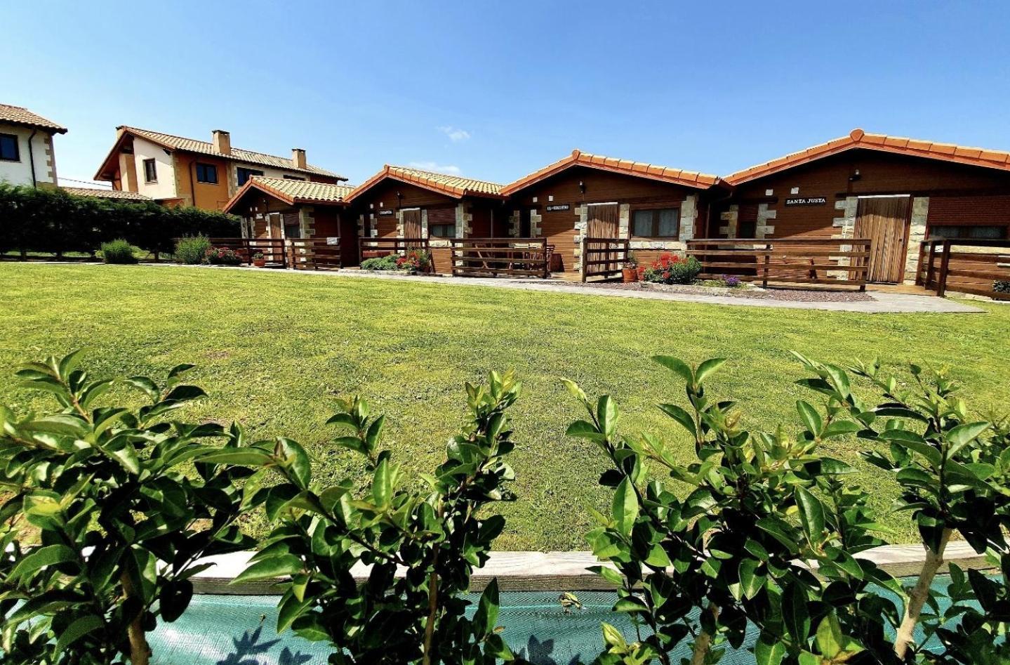 Apartamentos & Bungalows Ubiarco El Acebo By Urbanhosting المظهر الخارجي الصورة